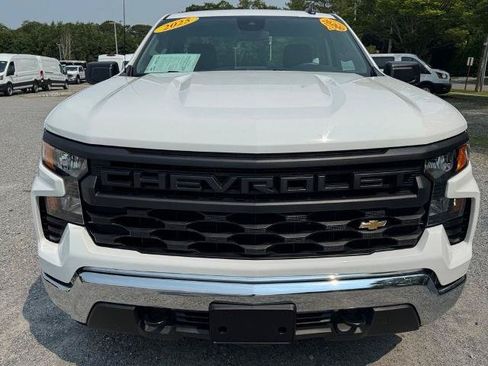 Used 2025 Chevrolet Silverado 1500 W/T RWD image 5