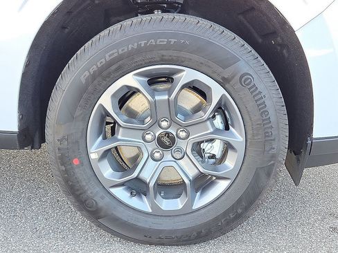 New 2026 Ford Maverick XLT w/ XLT Luxury Package FWD image 7