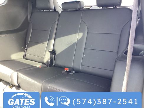 Used 2025 Buick Enclave Preferred image 17