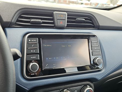 Certified 2025 Nissan Versa SV w/ Trunk Package image 17