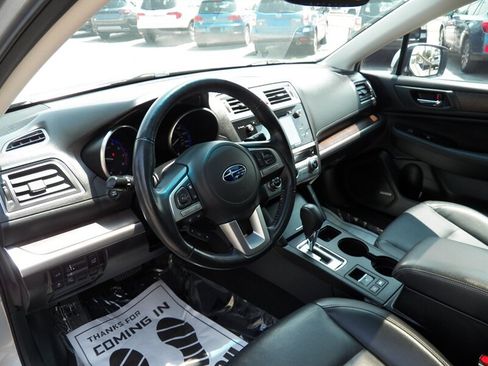 Used 2015 Subaru Outback 2.5i Limited AWD/4WD image 7