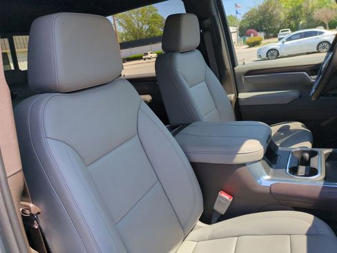 Certified 2025 GMC Sierra 2500 SLT w/ SLT Premium Package AWD/4WD image 27