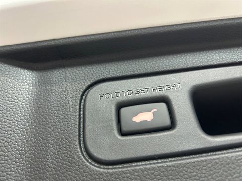 New 2025 Honda Pilot EX-L image 24