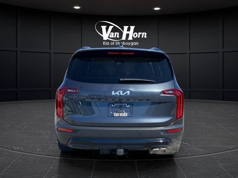 Certified 2022 Kia Telluride EX w/ EX Premium Package AWD/4WD image 6