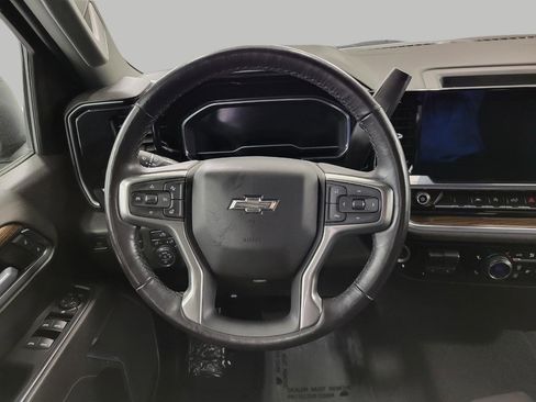 Used 2022 Chevrolet Silverado 1500 RST AWD/4WD image 6