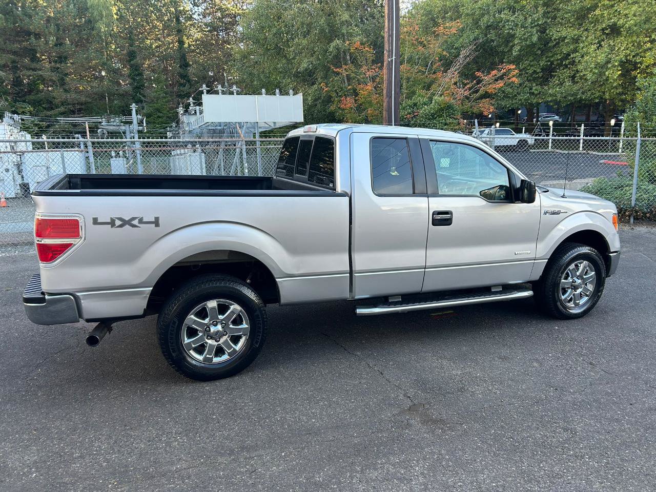 Used 2014 Ford F150 XLT w/ Equipment Group 302A Luxury AWD/4WD image 4