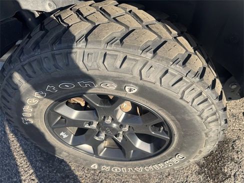 Certified 2022 Jeep Wrangler Willys image 10