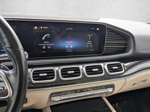 Used 2023 Mercedes-Benz GLS 450 4MATIC image 15