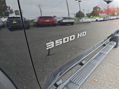 Certified 2020 Chevrolet Silverado 3500 LTZ w/ LTZ Premium Package image 38