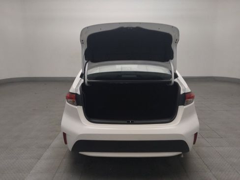 Used 2022 Toyota Corolla LE image 29