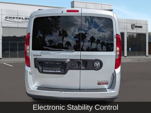 Used 2015 RAM ProMaster City Tradesman SLT FWD image 5