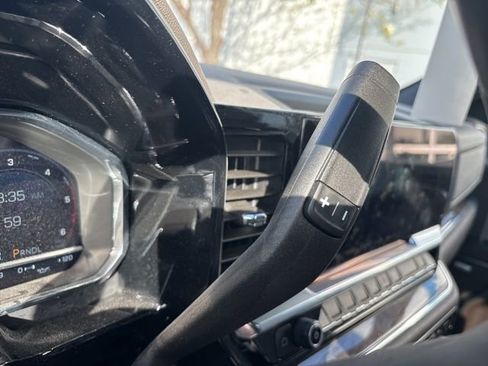 Used 2024 Chevrolet Silverado 2500 LTZ w/ LTZ Premium Package image 19