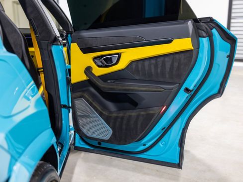 Used 2024 Lamborghini Urus S image 26