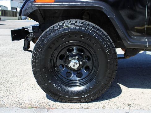 Used 1990 Jeep Wrangler S image 35