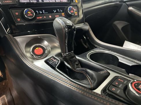 Used 2023 Nissan Maxima SR w/ Sport Mat Group FWD image 27