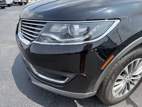 Used 2018 Lincoln MKX Select w/ Select Plus Package AWD/4WD image 38