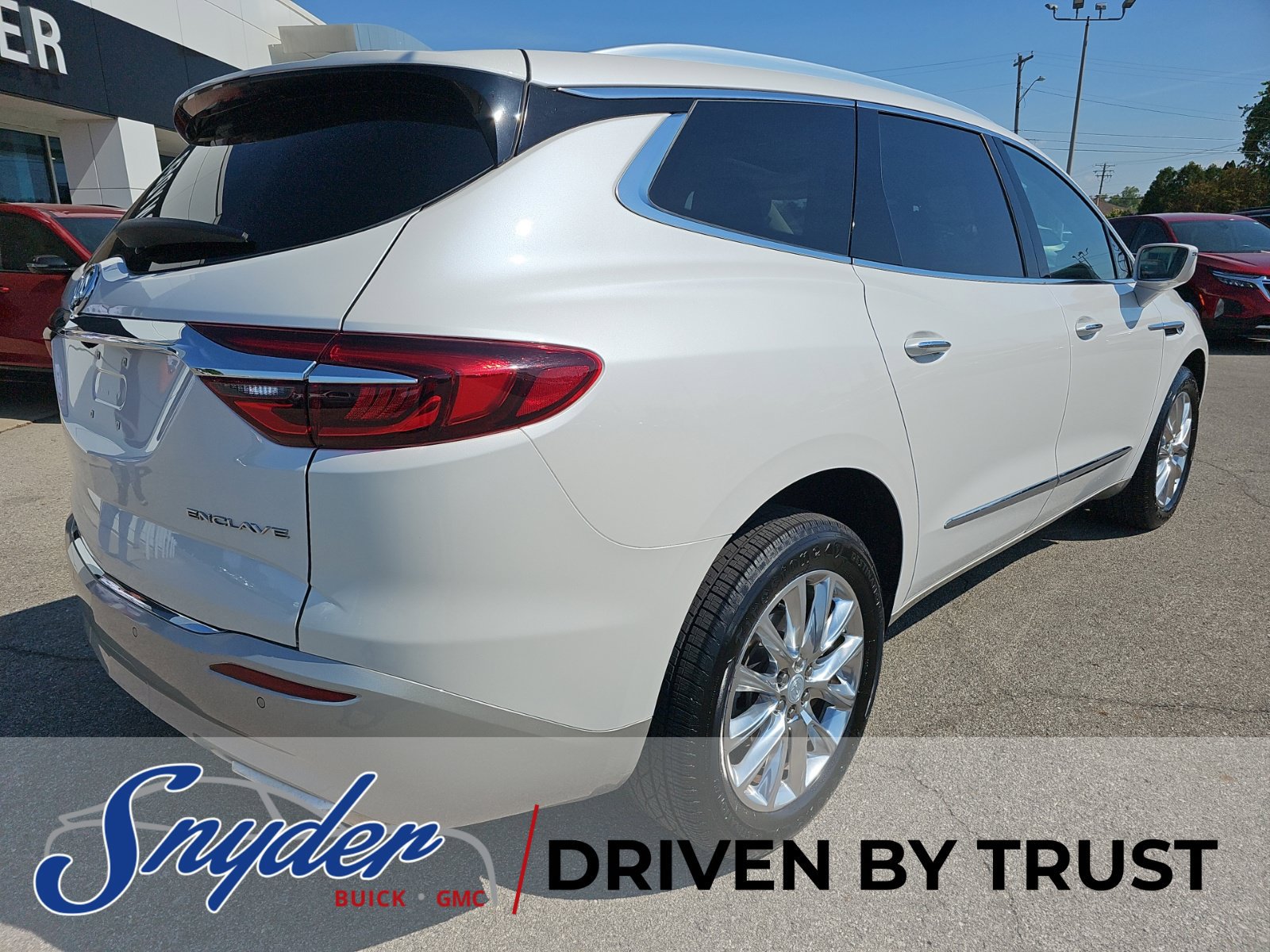 Used 2018 Buick Enclave Premium FWD image 7