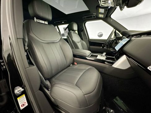 New 2026 Land Rover Range Rover Long Wheelbase SE AWD/4WD image 29