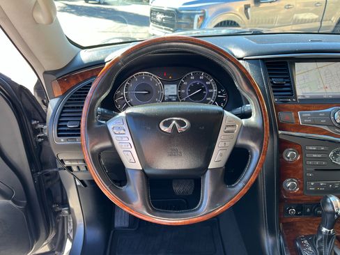 Used 2016 INFINITI QX80 4WD w/ Deluxe Technology Package image 19