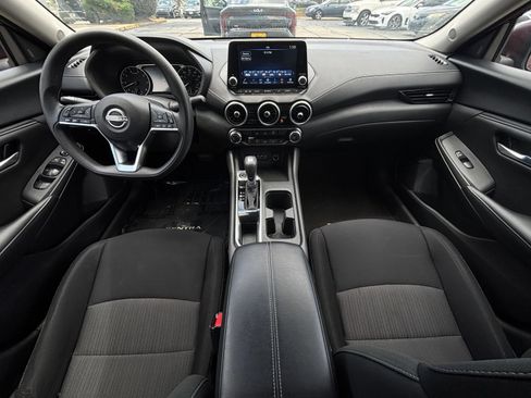Used 2025 Nissan Sentra SV FWD image 31