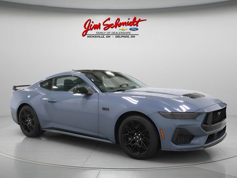 Used 2024 Ford Mustang GT Premium w/ GT Performance Package RWD image 2