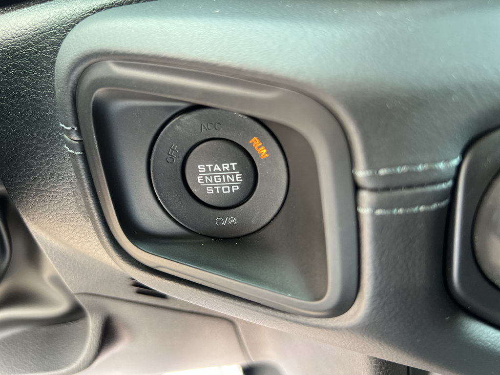 Used 2026 Jeep Wrangler Unlimited Rubicon w/ Safety Group AWD/4WD image 37