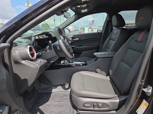 New 2026 Chevrolet Trax RS w/ Driver Confidence Package FWD image 10