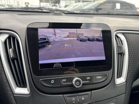 Used 2024 Chevrolet Malibu LT image 17