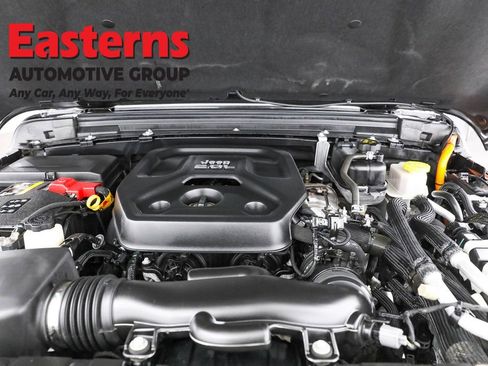 Used 2023 Jeep Wrangler Unlimited w/ Cold Weather Group AWD/4WD image 27