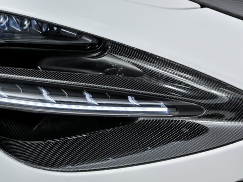 Used 2020 McLaren 720S image 5