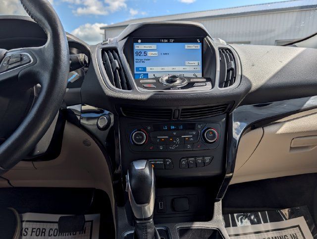 Used 2018 Ford Escape Titanium AWD/4WD image 17