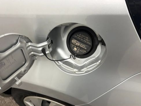 Used 2015 Toyota Prius C Two FWD image 28