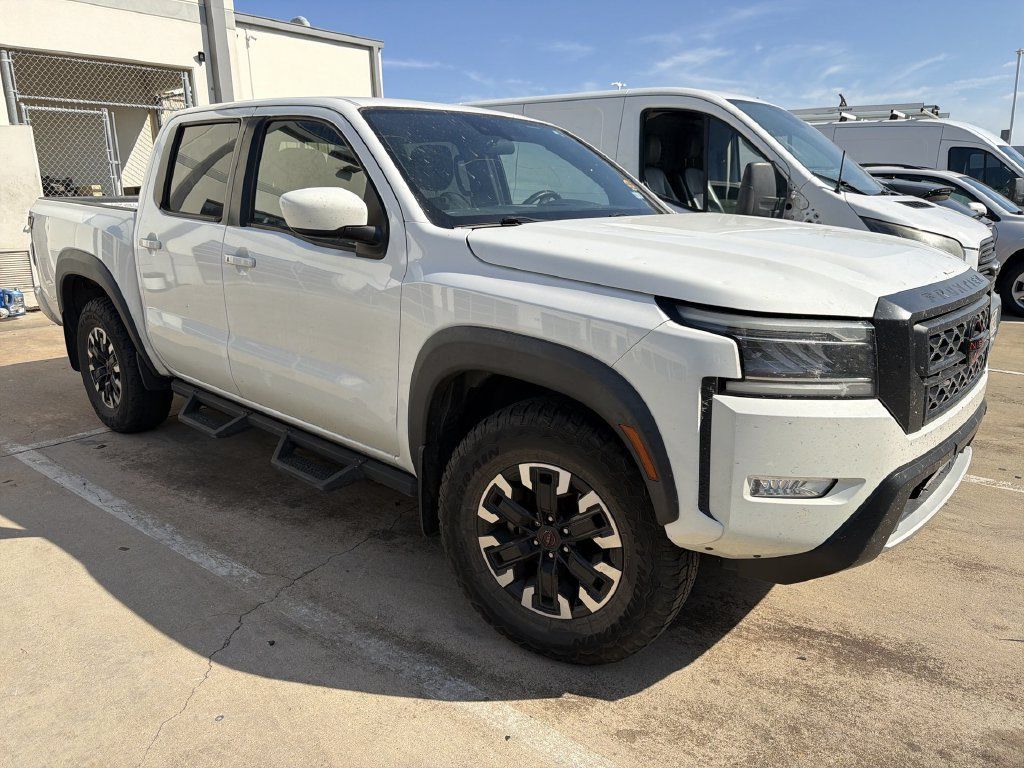 Used 2022 Nissan Frontier PRO-4X w/ Off-Road Protection Package AWD/4WD image 2