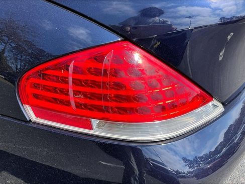 Used 2007 BMW 650i Convertible image 27