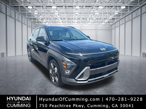 Used 2025 Hyundai Kona SEL FWD image 1