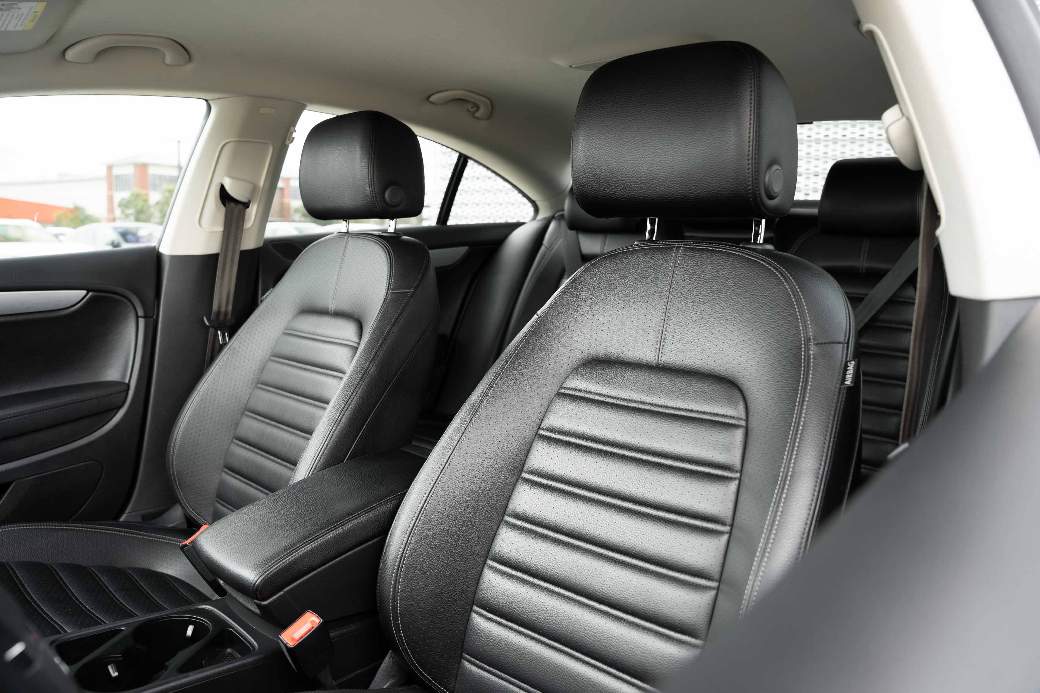 Used 2013 Volkswagen CC Sport FWD image 18
