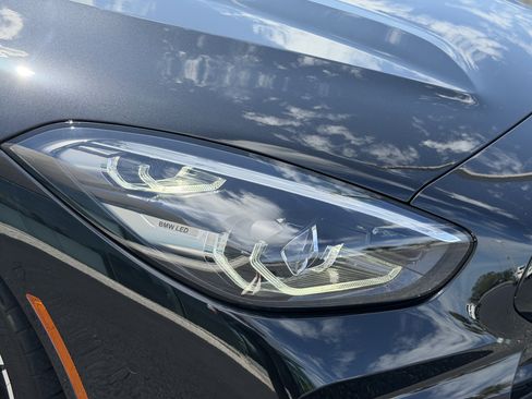 Used 2022 BMW Z4 M40i w/ Premium Package RWD image 11
