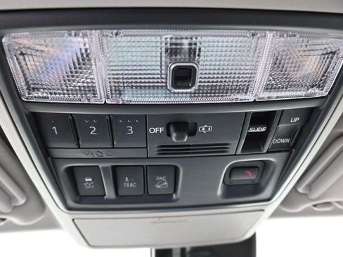 Used 2023 Toyota 4Runner 40th Anniversary SE AWD/4WD image 31