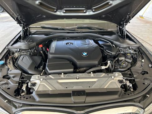 Used 2019 BMW 330i Sedan w/ M Sport Package image 11