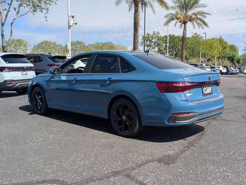 New 2026 Volkswagen Jetta SE FWD image 2