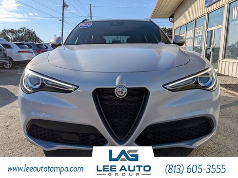 Used 2022 Alfa Romeo Stelvio Sprint image 2