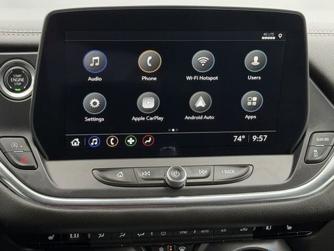 Used 2025 Chevrolet Blazer LT image 16