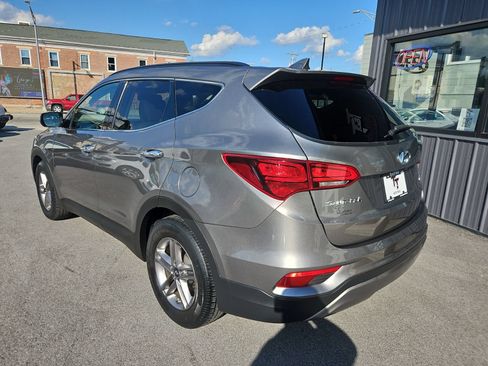 Used 2017 Hyundai Santa Fe Sport AWD/4WD image 4