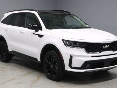 Used 2023 Kia Sorento SX
