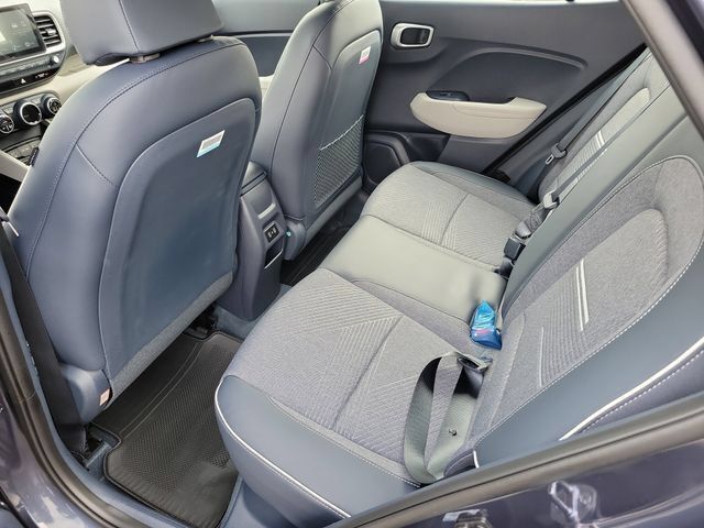New 2026 Hyundai Venue SEL FWD image 19