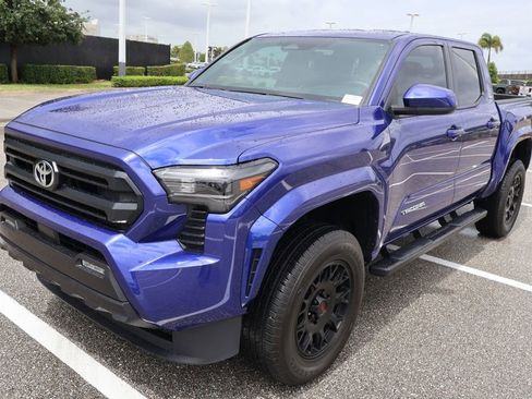 Used 2025 Toyota Tacoma SR5 RWD image 2