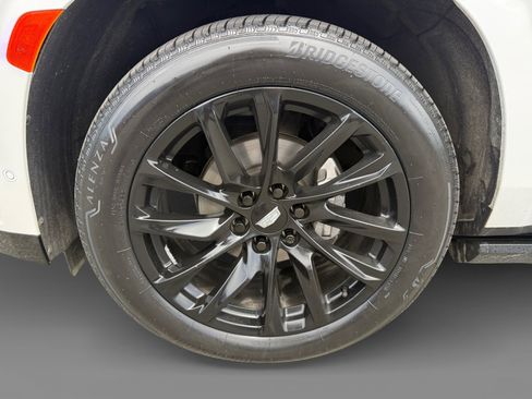 Used 2023 Cadillac Escalade ESV Sport w/ LPO, ONYX Package AWD/4WD image 9