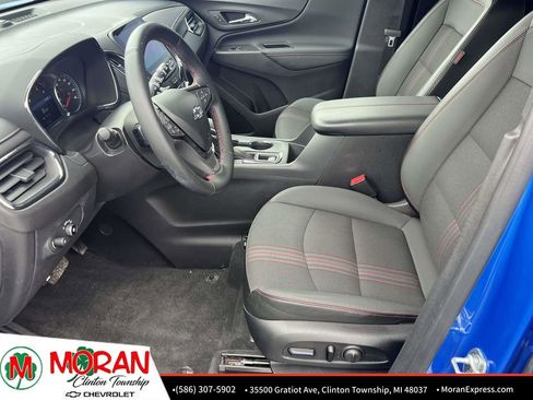 Certified 2024 Chevrolet Equinox RS FWD image 17