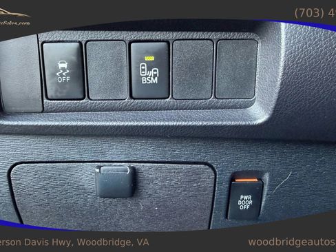 Used 2016 Toyota Sienna SE Premium image 14