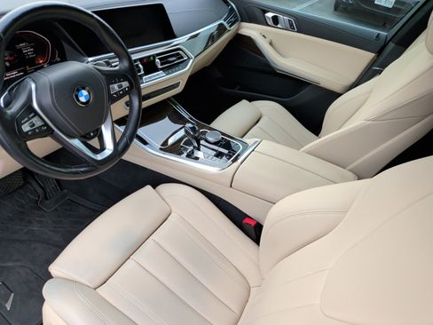 Used 2019 BMW X5 xDrive40i w/ Premium Package 2 image 40
